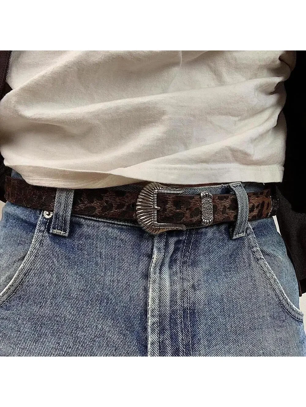 Vintage y2k Cyber style Brown Cheetah Fur American Western boho indie belt